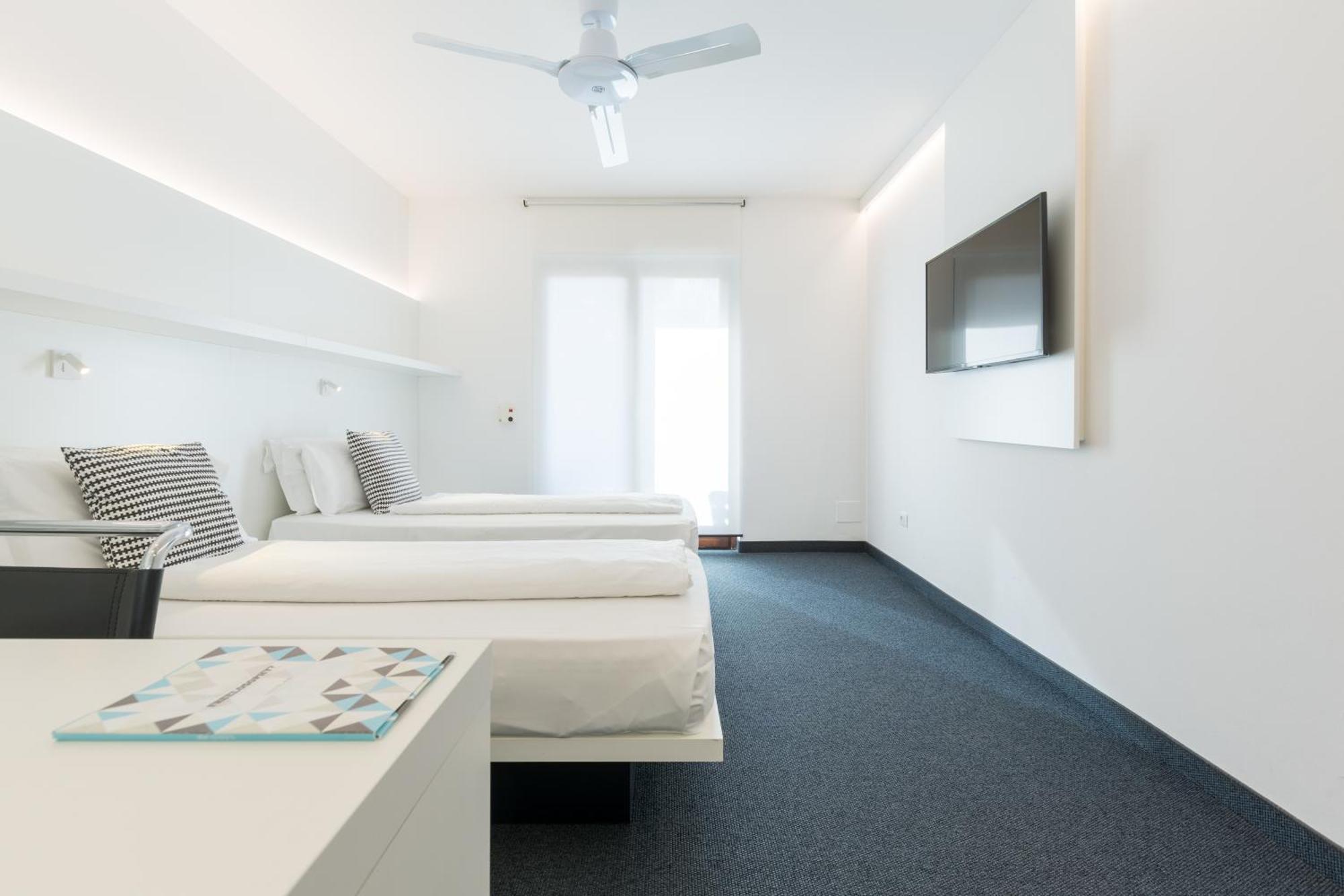 Hotel Santoni Freelosophy *** Torbole Sul Garda Extérieur photo