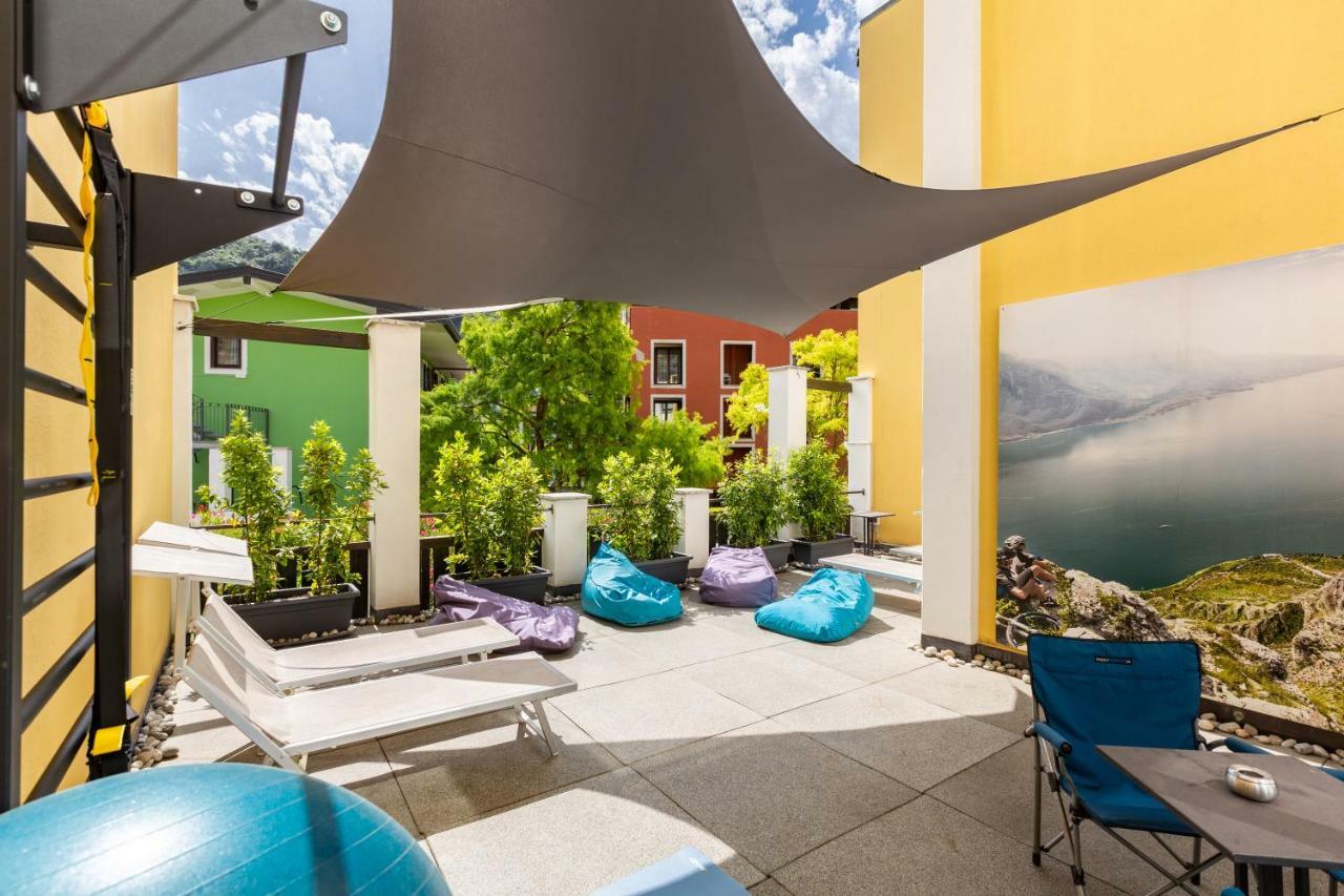 Hotel Santoni Freelosophy *** Torbole Sul Garda Extérieur photo